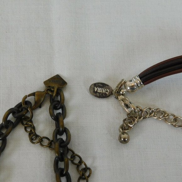 Cookie Lee Lot of 2 Necklaces Amber Orange Colors Cameo Brown Bronze Cord Chain - Picture 10 of 10